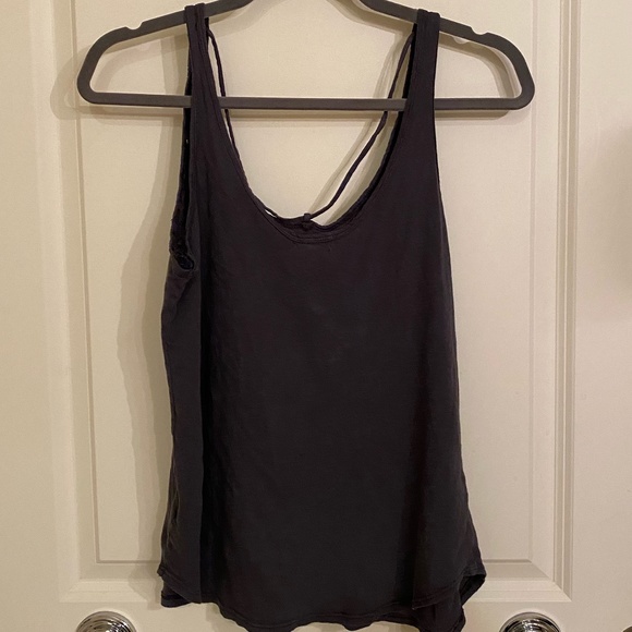 Top - Picture 2 of 2